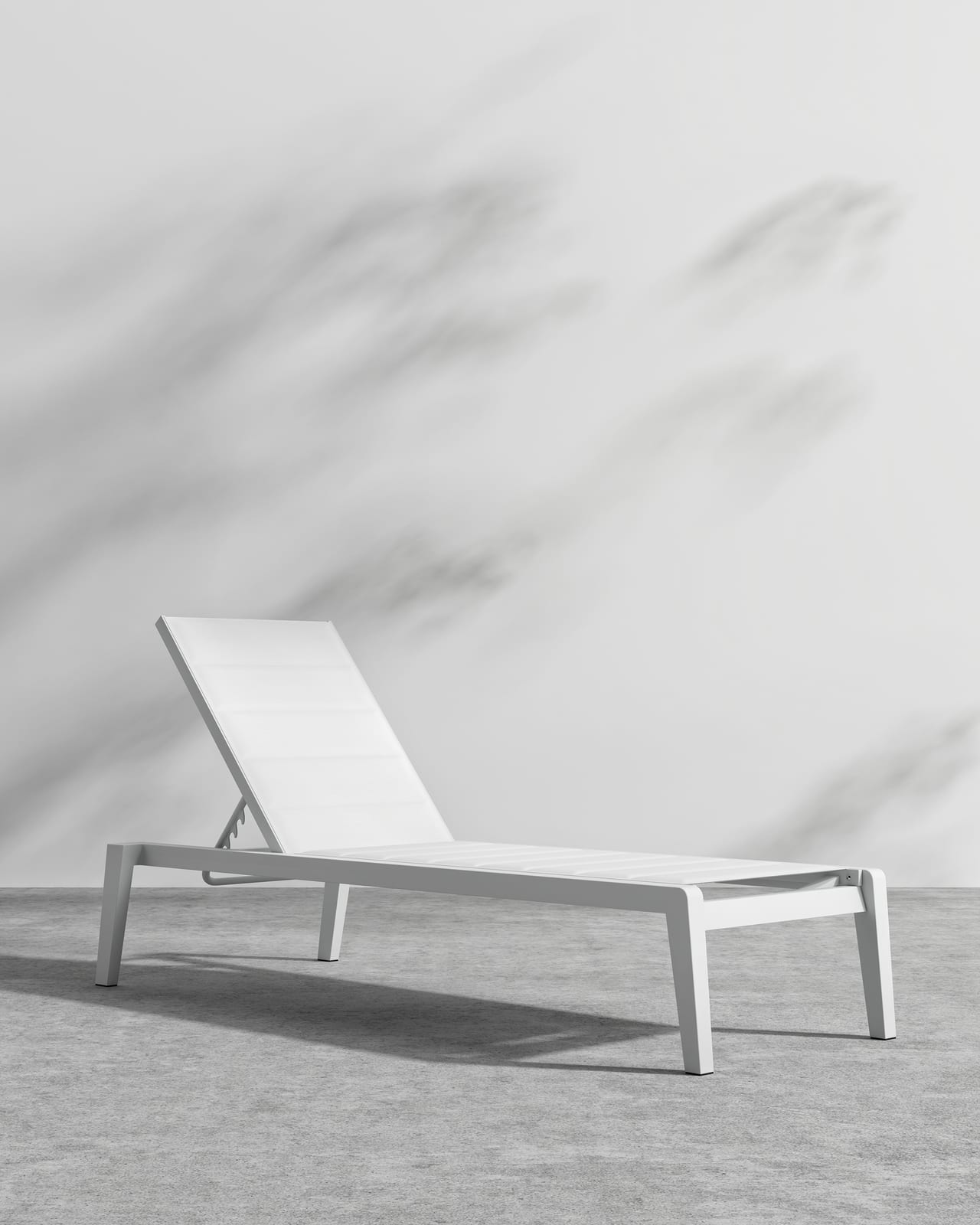 Preston Outdoor Lounger