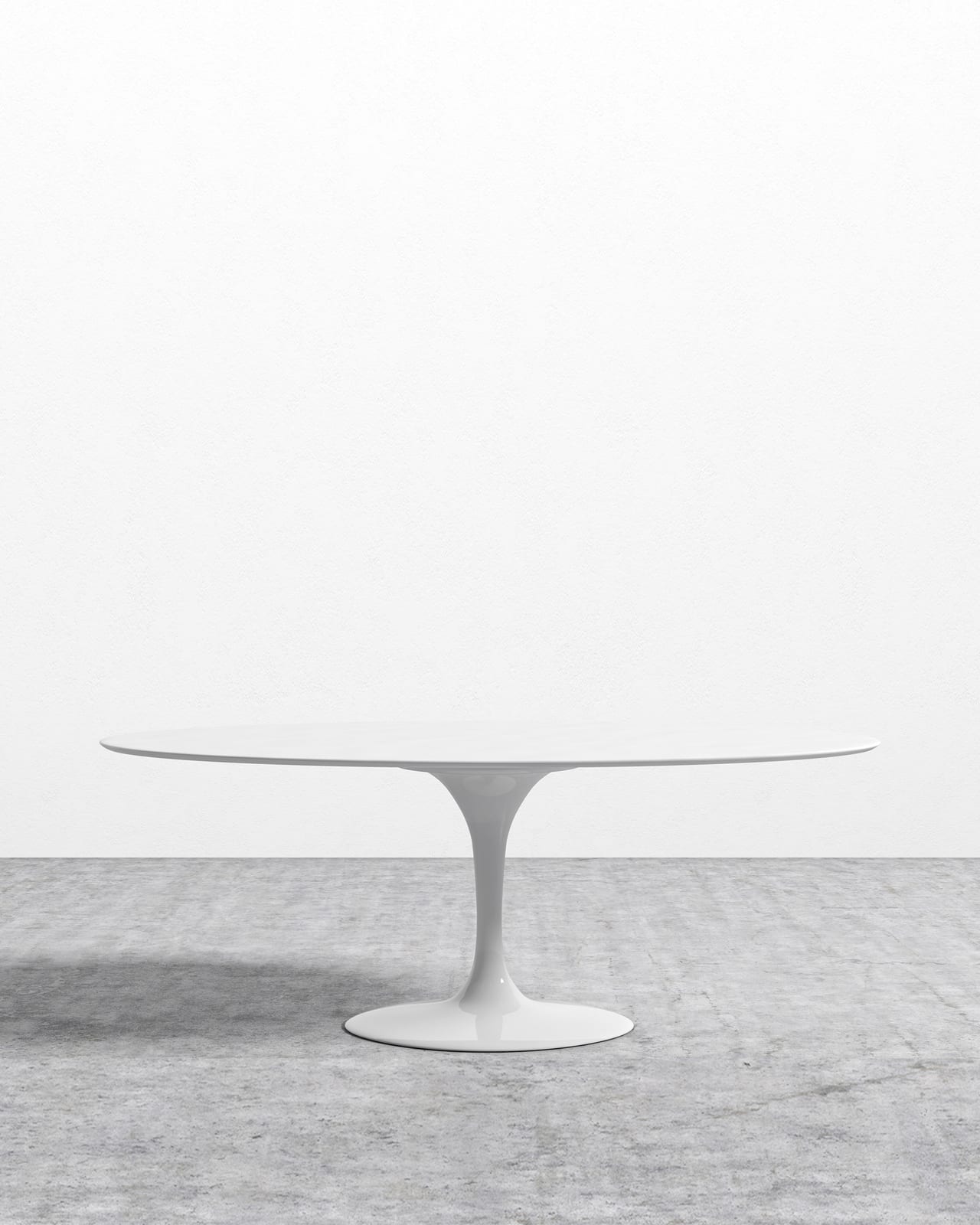 Tulip Table Oval - Lacquer